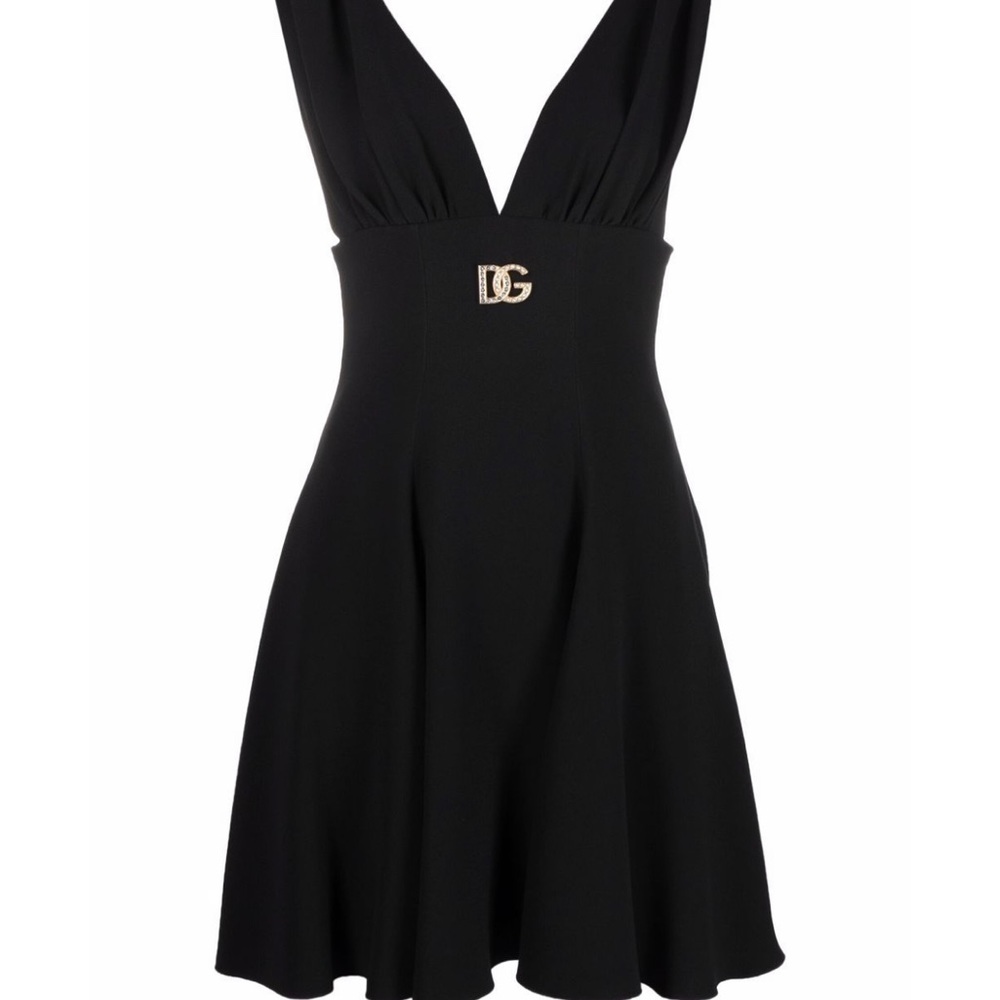 Dolce & Gabbana plaque v neck dress size 42 NWT